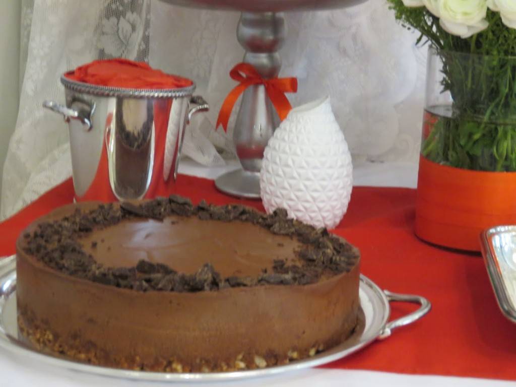 עוגת מוס שוקולד וקפה על בסיס קראנצ'י
