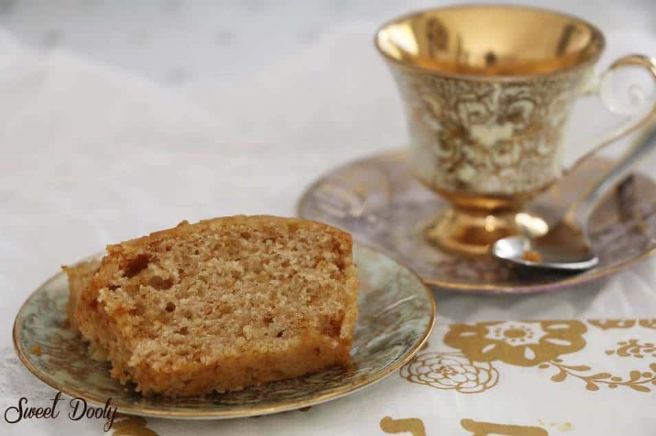 עוגת דבש עם רסק תפוחים