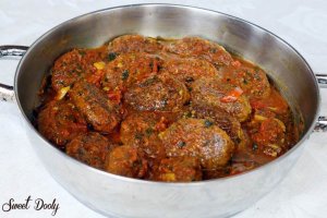 קציצות דגים מעולות ברוטב עגבניות