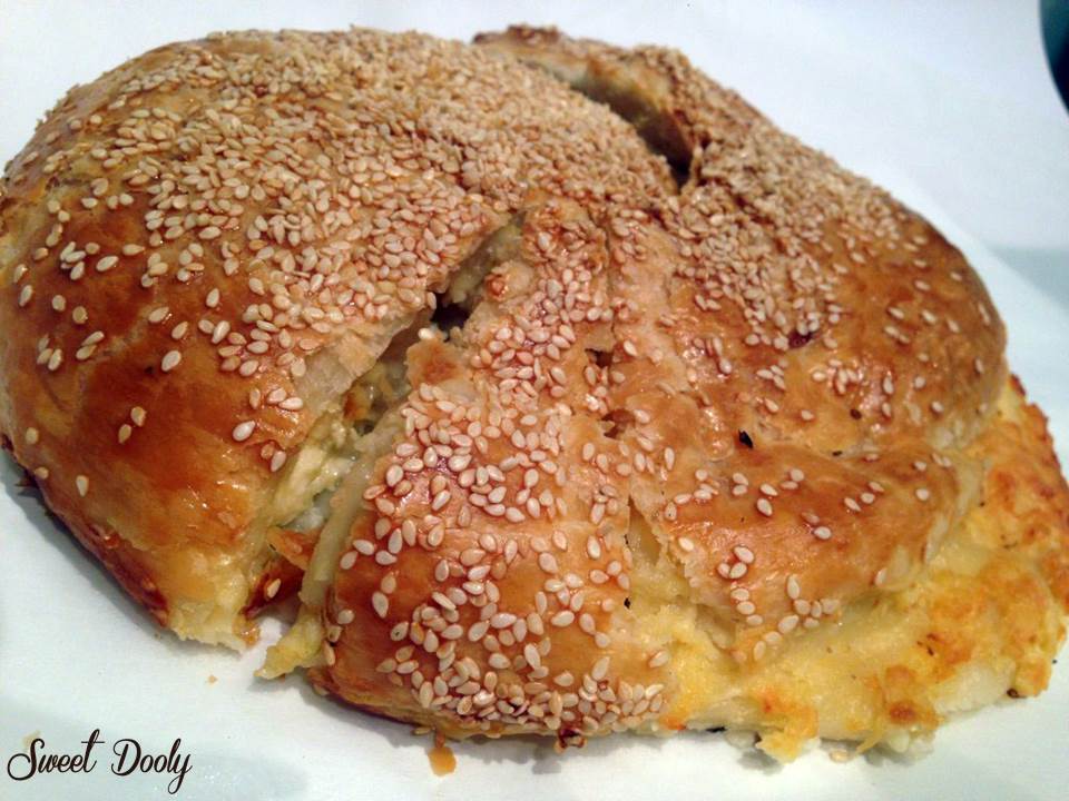 מתכון לבורקס גבינה שבלול ממולא בגבינות