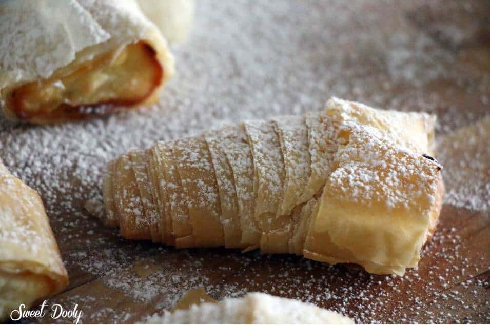 סְפוֹלְיָאטֶלֶה מאפה שכבות דקיקות של פילו