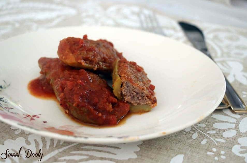 מדיאס - מתכון לסירות קישואים ממולאות בשר