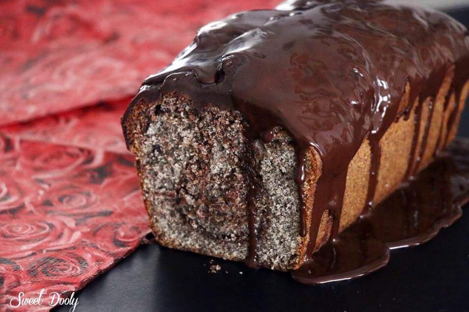 עוגת פרג בחושה קלה להכנה עם שוקולד