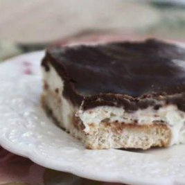 עוגת ביסקוויטים כשרה לפסח טעימה ללא אפייה