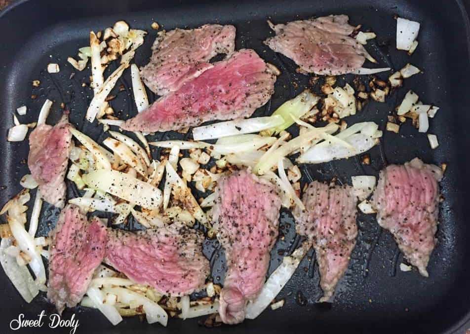 כריך בשר או סנדוויץ רוסטביף מושלם