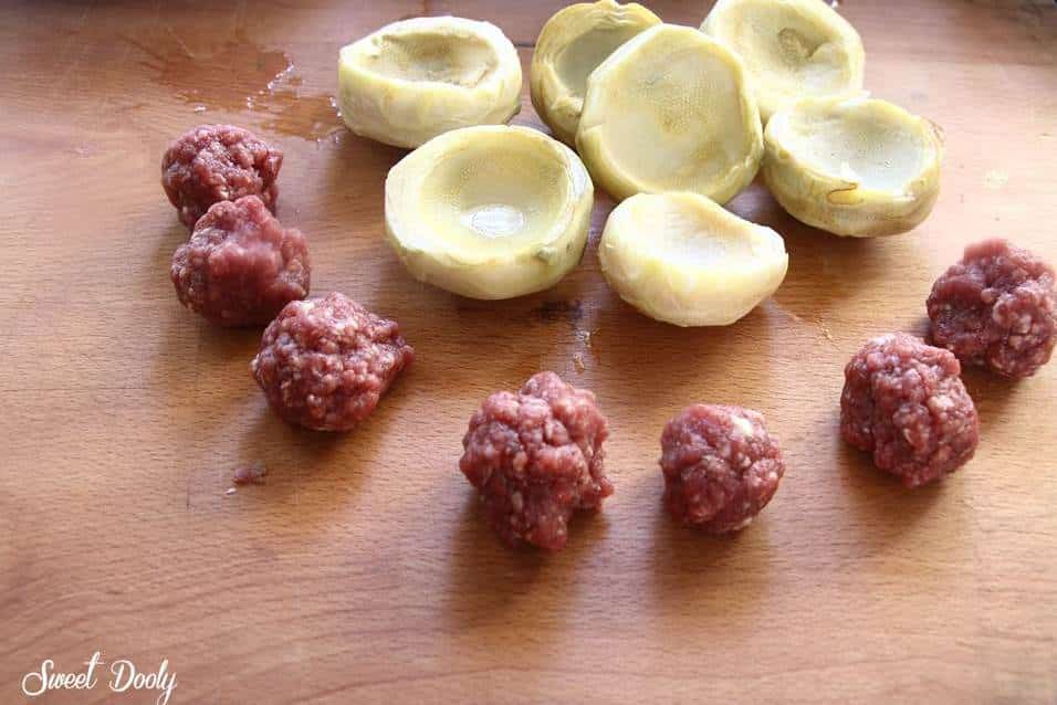 תחתיות ארטישוק ממולאות בשר ברוטב לימוני