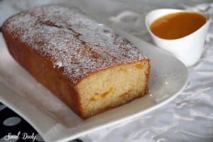 עוגת מנגו בחושה עסיסית ורכה קלה להכנה