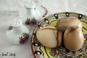 איך מכינים חמינדוס, ביצים קשות חומות