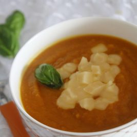 מתכון למרק כתום קל הכנה וטעים