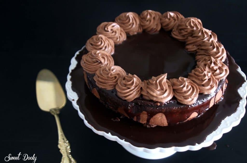 פאדג' שוקולד ללא קמח מ-4 מצרכים בלבד