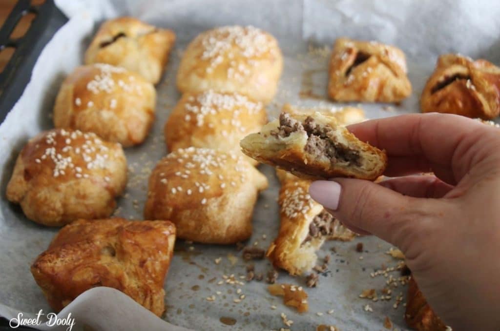 לחמניות ממולאות בשר ביתיות