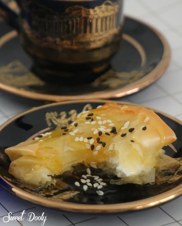 פילו עם גבינה ודבש