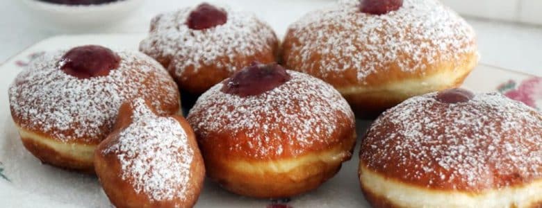 סופגניות קלאסיות עם ריבה