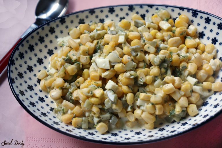 סלט תירס עם שמיר וביצים