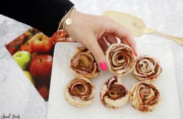 שושני תפוחים בבצק עלים