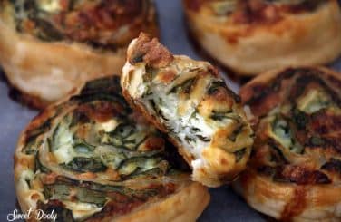 בורקס שבלולי מנגולד עם גבינה