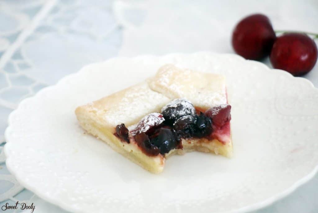 גאלט דובדבנים עם גבינה