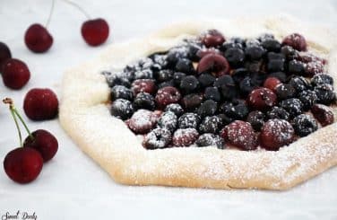 גאלט דובדבנים עם גבינה