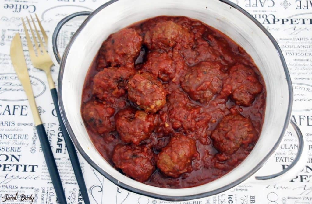 קציצות בשר ברוטב עגבניות