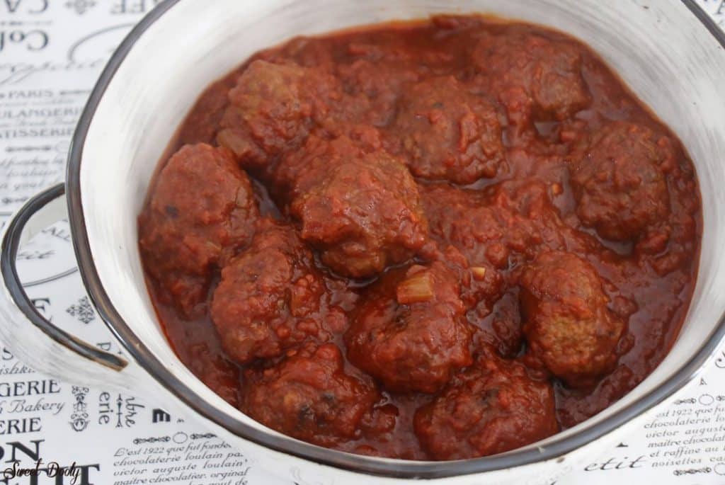 קציצות בשר ברוטב עגבניות