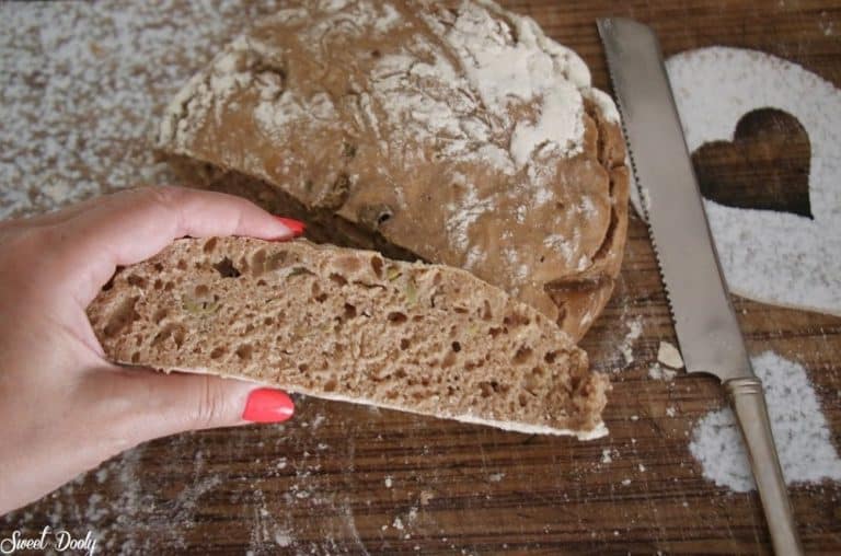 לחם מחמצת טבעוני ללא לישה