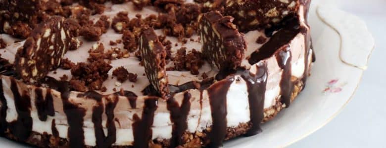 עוגת גלידה שוקולד וניל שכבות