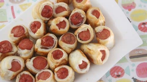 נקניקיות עטופות בבצק עלים