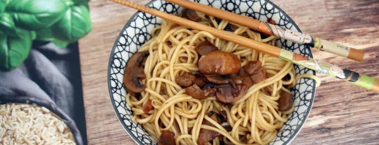 מתכון לנודלס עם פטריות