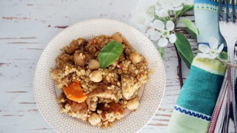 פרגיות עם בורגול וחומוס