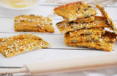 קרקר בטטה ללא גלוטן עם גרעינים