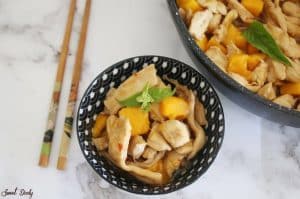 חזה עוף ברוטב אסייתי עם מנגו