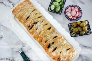 בורקס בשר וחצילים בבצק עלים