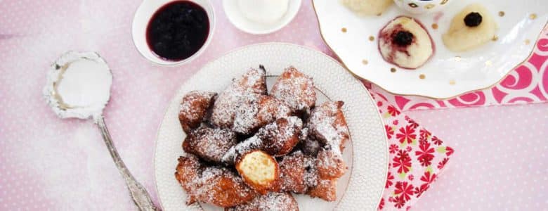 פאפאנש סופגנייה רומנית מבושלת או מטוגנת