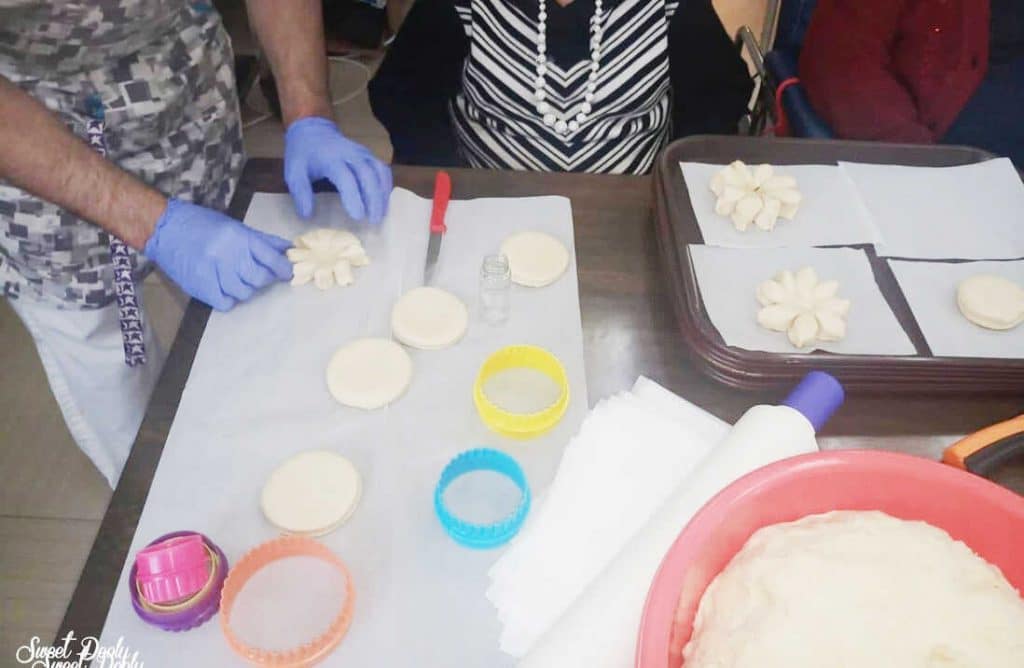 מתכון לסופגניה בצורת פרח פרווה