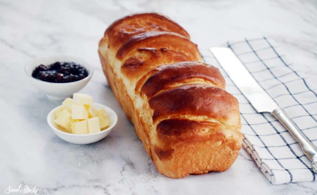 לחם חלב רך כמו עננים