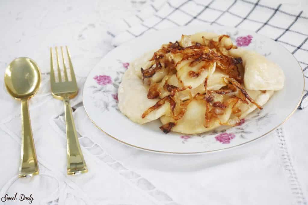 כיסונים ורניקס ממולאים תפוחי אדמה