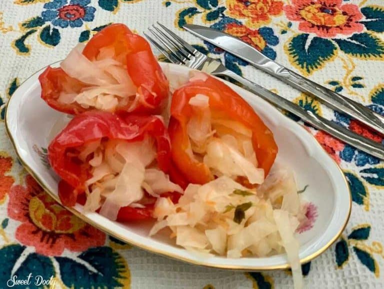 פלפלים ממולאים בכרוב כבוש