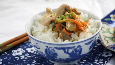 חזה עוף וירקות בקרם קוקוס