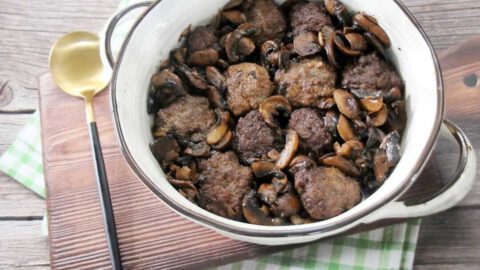 קציצות בשר עם פטריות