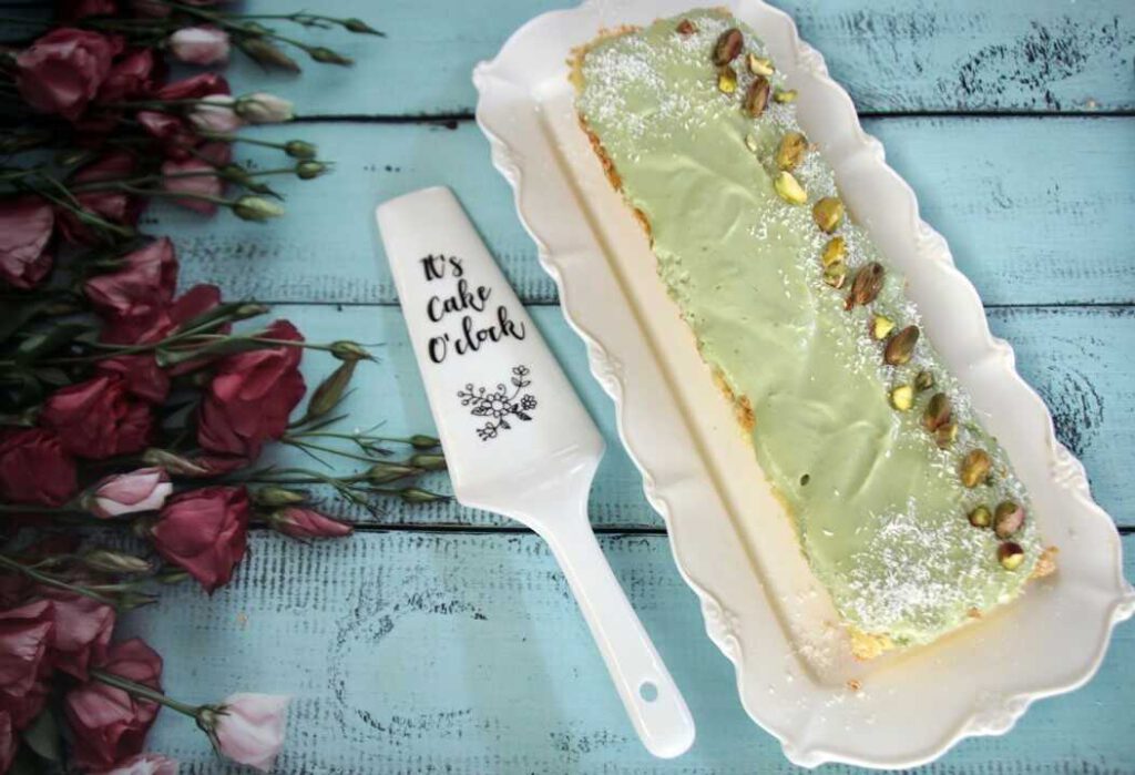 עוגת קוקוס וקרם פיסטוק ללא גלוטן