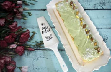 עוגת קוקוס וקרם פיסטוק ללא גלוטן