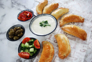 סמבוסק ממולא בשר טעים!