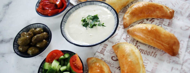 סמבוסק ממולא בשר טעים!