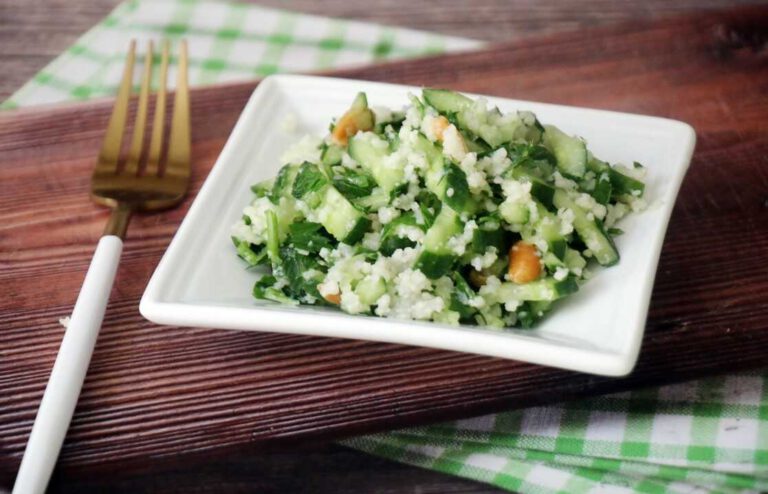 סלט מלפפונים עם קוסקוס