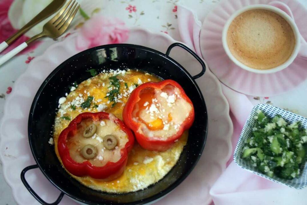 ביצה אפויה בתוך גמבה