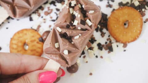 ארטיק שוקולד ובייגלה מלוח