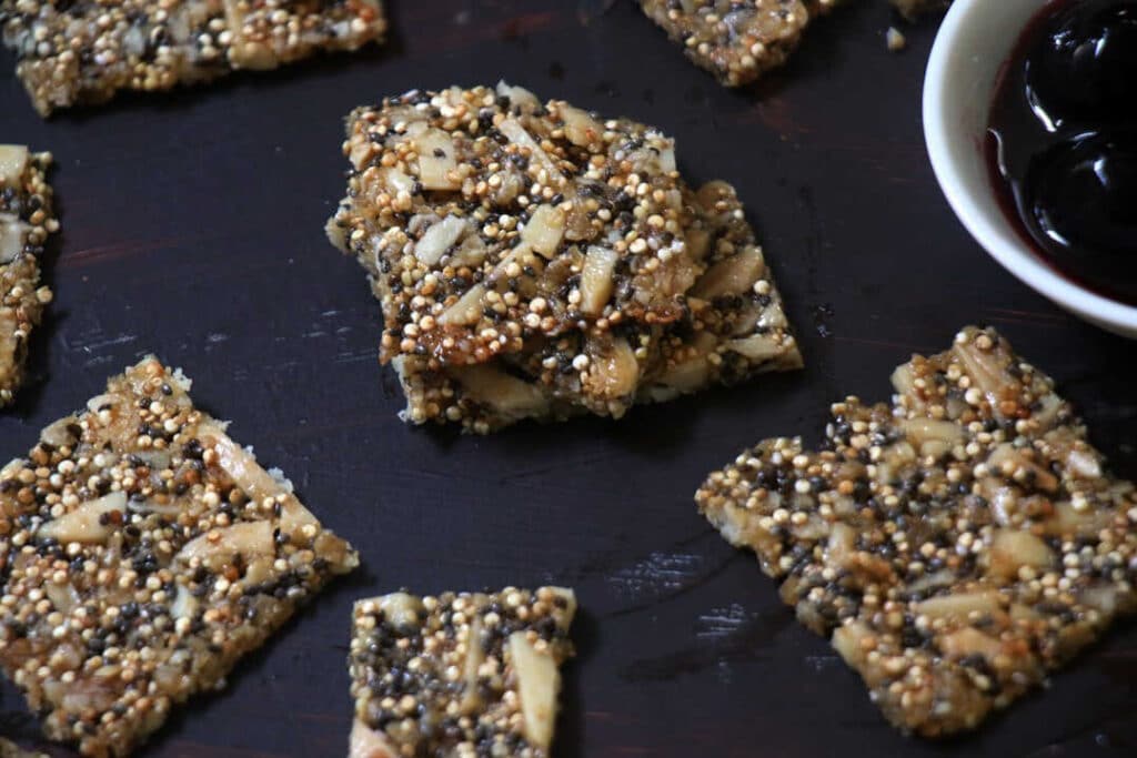 קרקרים עם קינואה ללא גלוטן