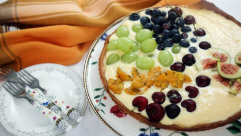 טארט קרם פטיסייר ופירות קייצי