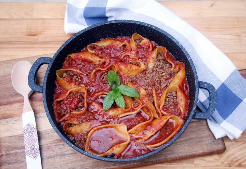 קונכיות פסטה ממולאות בשר