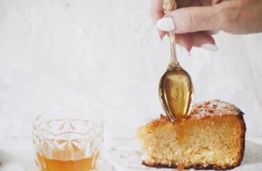 עוגת דבש קלאסית לראש השנה